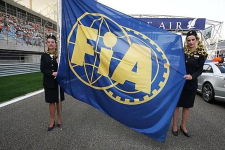 azafatas-bahrein-bandera-fia.jpg