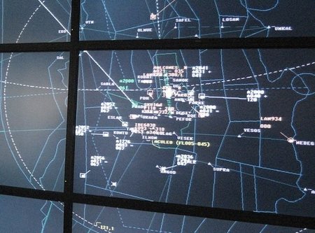 Miles de pasajeros afectados por el abandono de los controladores aéreos