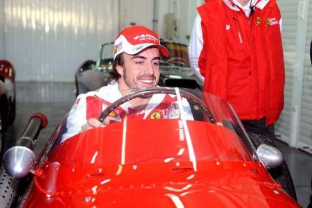 Fernando Alonso ve cinco equipos luchando por las primeras victorias