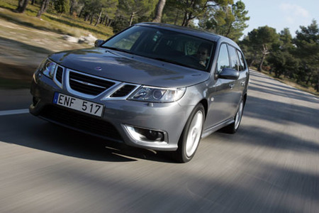 Saab 9-3 Cross Wheel Drive ¿diesel?