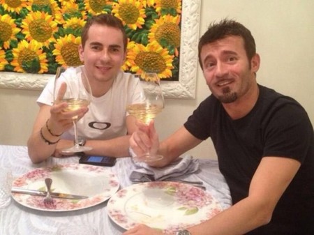 Jorge Lorenzo Max Biaggi Celebrando Fichaje Ducati