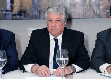 CEOE, trabajadores y sindicatos en el caso de Arturo Fernández: cobardes 