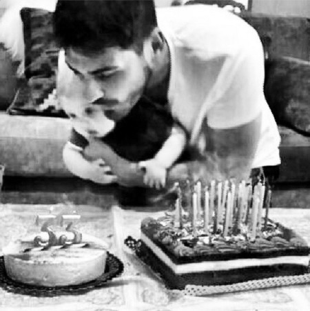 OisH... que Iker Casillas tiene quien le ayude a soplar las velas