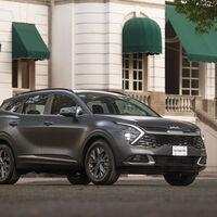 Manejamos el KIA Sportage Hybrid y el nuevo Sorento: los SUV de KIA abren su abanico de opciones
