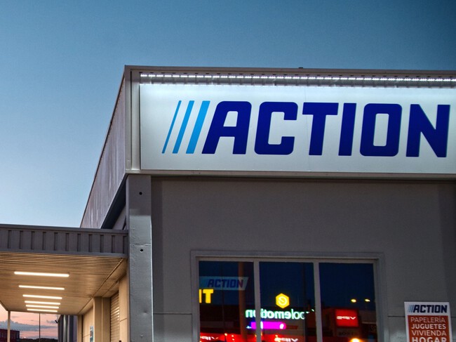 Action Enchufes Exterior