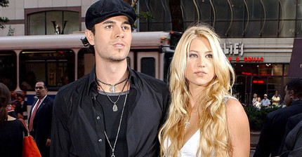 Enrique Iglesias también tiene su vídeo porno