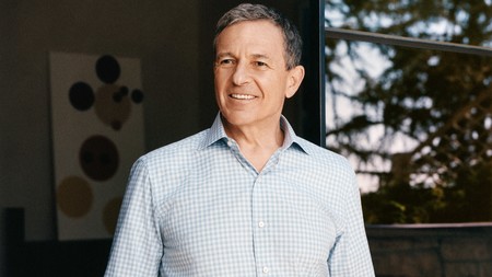 El CEO de Disney, Bob Iger, rompe su silencio y explica por qué se marchó de la junta directiva de Apple