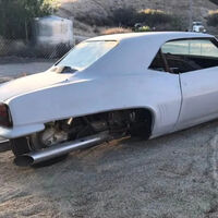 Parece un viejo Camaro, pero debajo hay una de las motos más míticas de Honda. Tiene 1.500 cc y lo han puesto en venta 