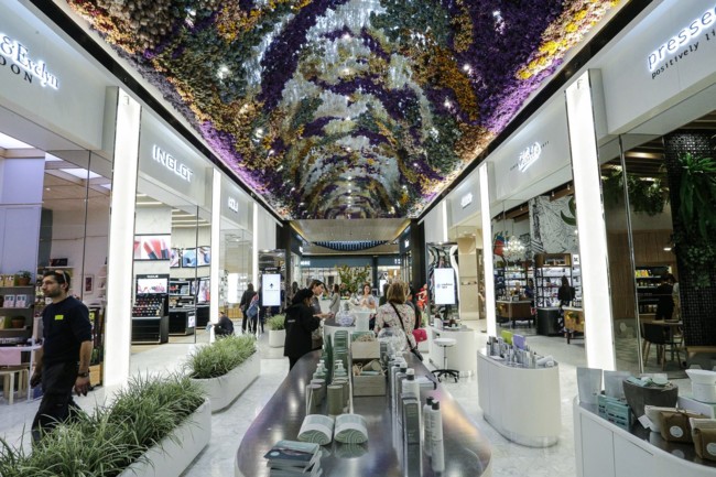 Eastland Flores