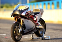 Ducati HyperTT sencillez con estilo
