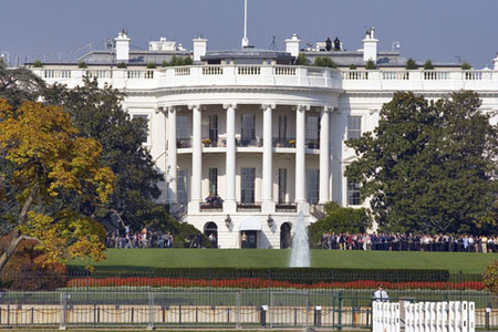 La Casa Blanca y el Tesoro de EEUU salen al rescate de los fabricantes temporalmente