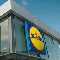 Ha llegado a Lidl el toldo barato y fácil de instalar que es ideal para quienes no quieren hacer agujeros en la terraza