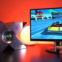 Nadie pudo nunca comprar esta Xbox de aluminio, 18.000 dólares y forma loca. Así que un tipo se la ha construido