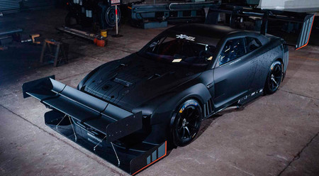 ¡Godzilla! Este brutal Nissan GT-R para subidas de montaña adereza sus 1.600 CV con alerones gigantescos