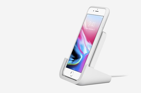 Logitech saca a la venta un nuevo dock/stand con carga inalámbrica diseñado en colaboración con Apple