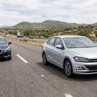 Esta es la velocidad ideal para ir en carretera y gastar menos gasolina en un carro pequeño, según expertos 