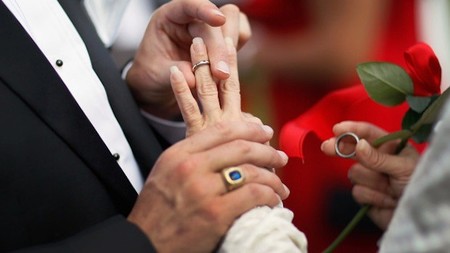 Para reducir riesgo de enfermedades cardiovasculares: contrae matrimonio