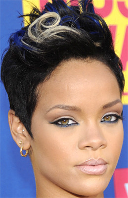 Consigue el look de Rihanna