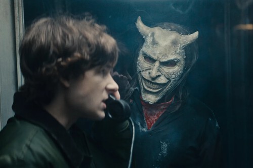 "Es más violenta, gráfica y aterradora". 'Black Phone 2' promete ser una de las grandes películas de horror del año