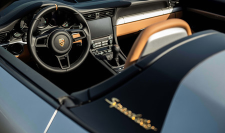 El último Porsche 911 Speedster ha recaudado un millón de dolares para luchar contra el coronavirus