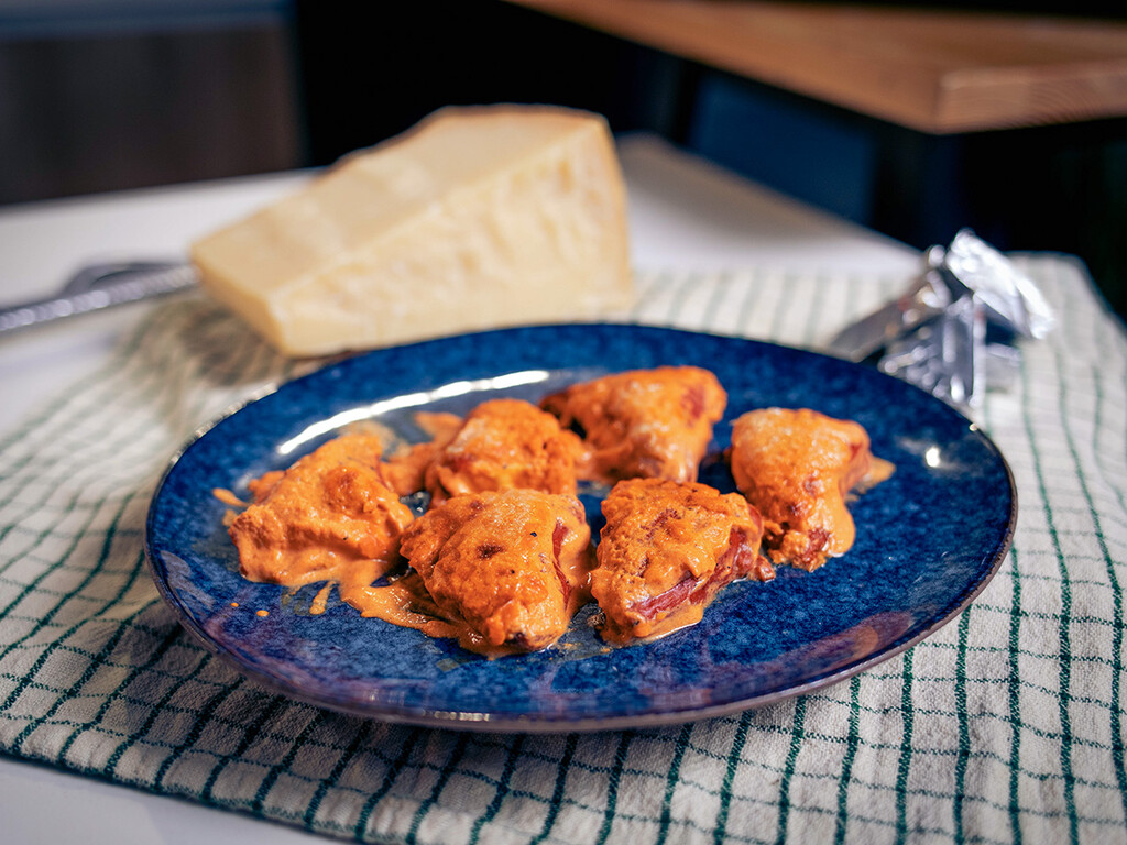 Pimientos del piquillo rellenos de quesitos, en freidora de aire: una receta súper fácil y deliciosa