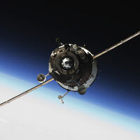 Francia y Alemania acaban de aprobar un rearme inédito frente a la amenaza rusa: uno a cientos de kilómetros de la Tierra