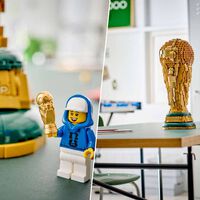 El trofeo que todo el mundo sueña con levantar, ahora en tu salón: Amazon rebaja el LEGO más legendario del fútbol
