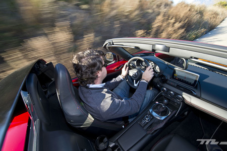 Mazda MX-5 RF Contacto 5