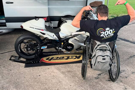 Record Moto 4