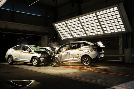 Así de abrumadora es la diferencia de seguridad entre autos baratos para México y EE. UU.