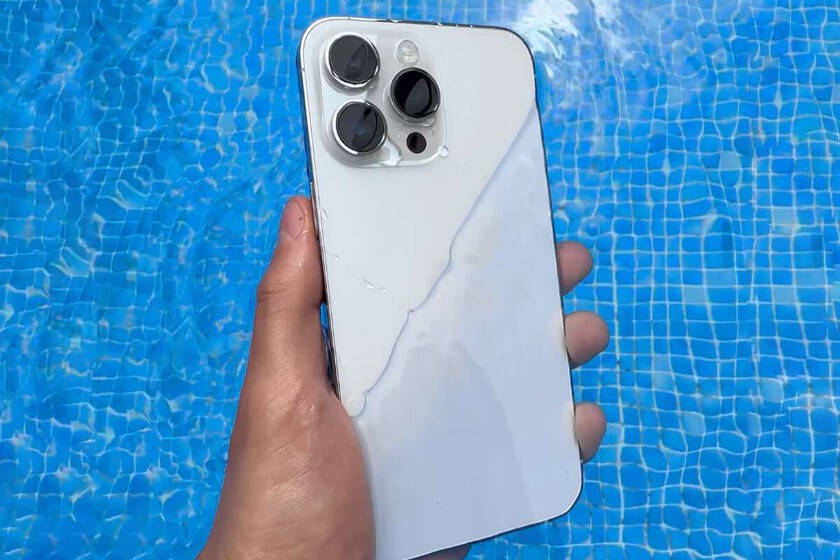 Apple logró encerrar a la IA en el iPhone para evitar su gran problema. Pero entonces Gemini llamó a la puerta