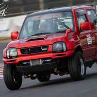 En Japón compiten en circuito con Suzuki Jimny preparados para Time Attack. Y es absolutamente genial 