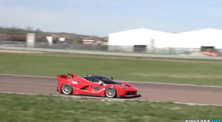 Ferrari FXX-K, retumbando Fiorano
