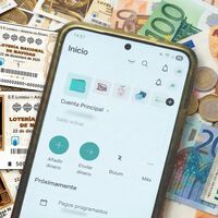 Cobrar la lotería de Navidad por Bizum debería ser sencillo. Los bancos tienen una idea muy diferente