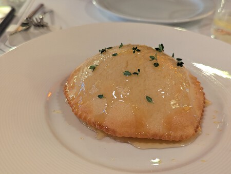 Seadas, postre del restaurante Garbo en Santander