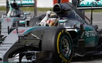 Lewis Hamilton gana una carrera sin oposición