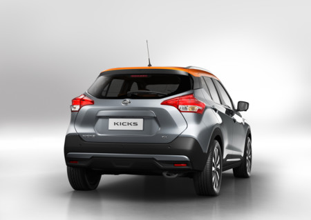 Nissan Kicks 4