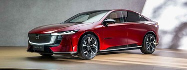 El Mazda6e es el último eléctrico de Mazda: una berlina casi tan grande como un Mercedes Clase E y más barata que el Tesla Model 3