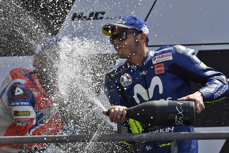 Kenny Roberts: "No puedes comparar a nadie con Valentino Rossi, no hay nadie como él"