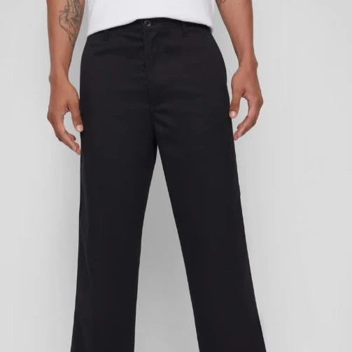 DOCKERS
CROPPED - Pantalones chinos - negro
