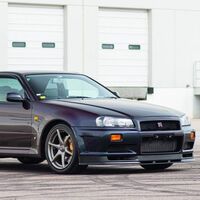 ¡Saquen los ahorros! Este Nissan Skyline GT-R V-Spec está siendo subastado por varios millones de pesos