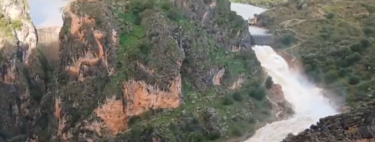 Montejaque was for a century an enormous monument to engineering failures. Now it has become a problem full of water