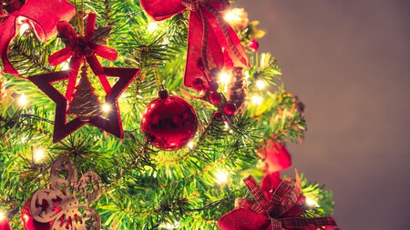 Precauciones con el calor en casa durante Navidad: tips para usar velas y luces sin riesgo