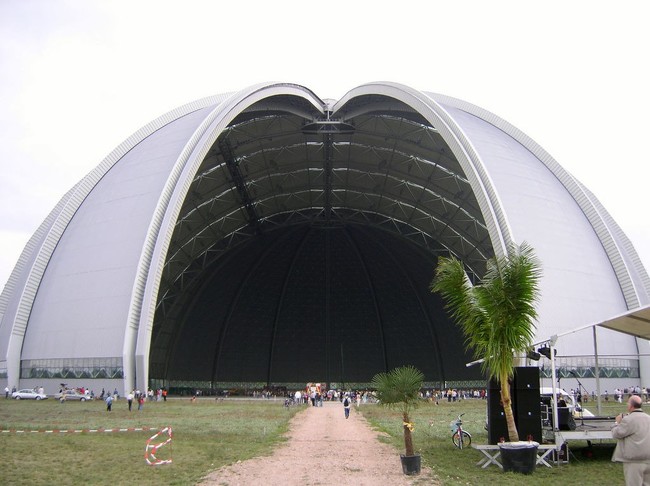 Aerium, el hangar más grande del mundo: de base militar nazi a exótico ...
