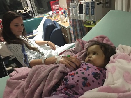 Una niñera dona parte de su hígado para salvar la vida de la niña que cuidaba