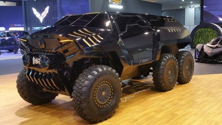 Cuando nos estábamos recuperando de la brutalidad del Devel Sixteen, llega el Devel Sixty, un 6x6 indescriptible