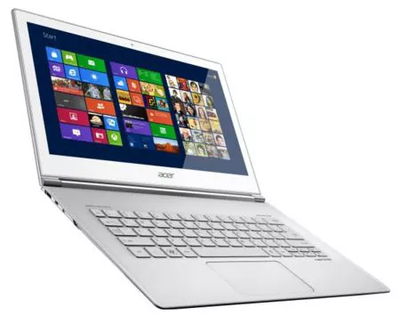 El jefe de Acer carga contra Windows 8 y amenaza con pasarse "al lado oscuro"