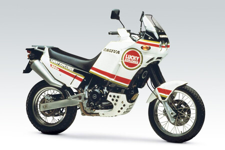 MV Agusta presenta el proyecto Lucky Explorer, una iniciativa para reunir a los nostálgicos del off-road dakariano