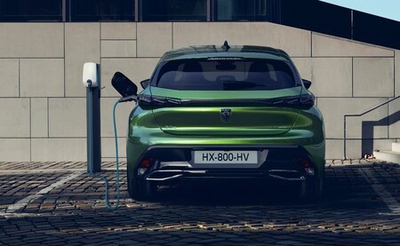 El nuevo Peugeot 308 ya tiene precios para España y viene con versiones híbridas enchufables y etiqueta CERO