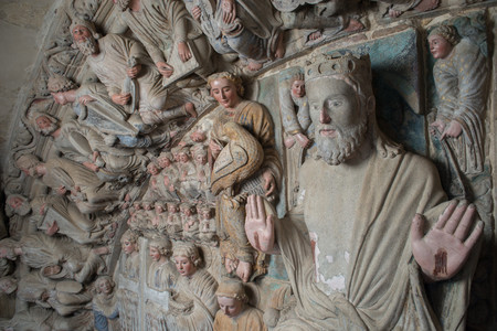 Comienzan las visitas guiadas con entrada al Pórtico de la Gloria